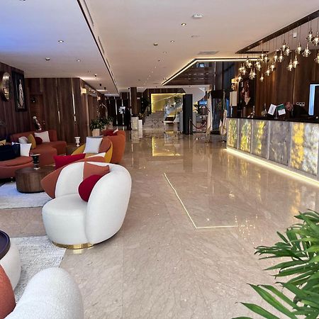 2H Hotel Oran Exteriör bild